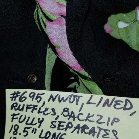 #695 NWOT Kay Unger New York Ruffled Silk Top 4 - Picture 9 of 12